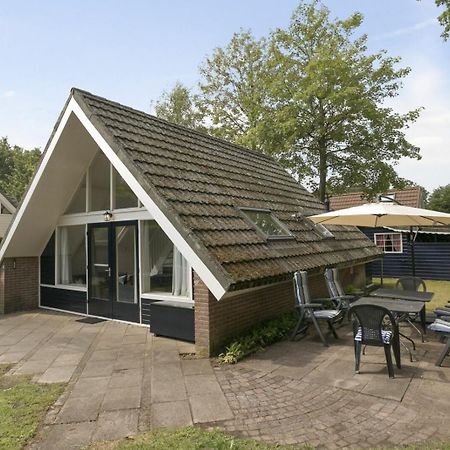 Jonkerstee 66 - Ouddorp De vrolijke noot Childfriendly near the beach - not for companies Buitenkant foto